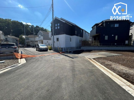 nOώʐ^ 悤ȐwiɁAXƘȂޓ@́Az̉b𑶕Ɏ󂯂BLт₩ŊJIȒ]ƁAՂƍ~蒍zɁAɏZ܂ґƎĒ܂