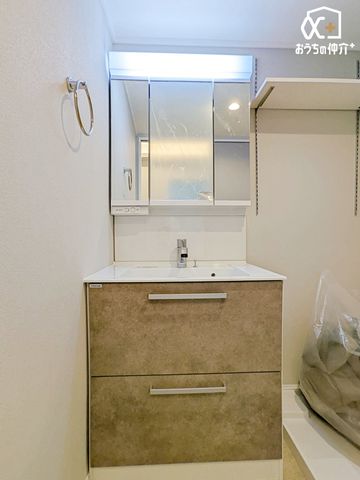 ʑEʏ g肪ǂAׂ[ł܂B[XbLЕtʏłB