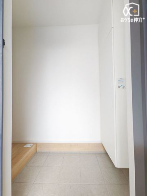  C悭ƑAo}ł錺ւłB