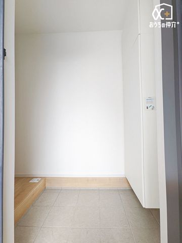  C悭ƑAo}ł錺ւłB