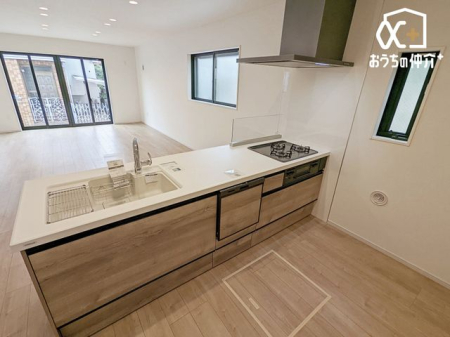 Lb` ȂAƑ̂炪I[vLb`łBĂql̗lq킩̂ŁASĂɎgł܂B΂ɂ邩AbRƂ͂ދԂłĂ܂ˁB