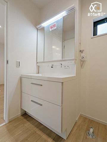 ʑEʏ Vv[hbT[tʑŒ̎xxX[YłI