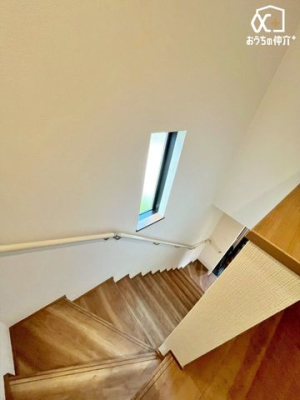 ���̑� �Z�܂��̕��͋C�ɒ��a�����K�i�́A�㎿�ȃf�U�C���Ƌ@�\���𗼗��B��������Ƃ������ݖʂŁA���S���Ďg������������������ł��B