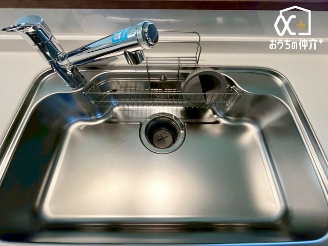 �L�b�`�� �L�X�Ƃ����V���N�̗l�q�ł��B�􂢕�������V���N�́A�����̐􂢕����y�������Ă���܂��B