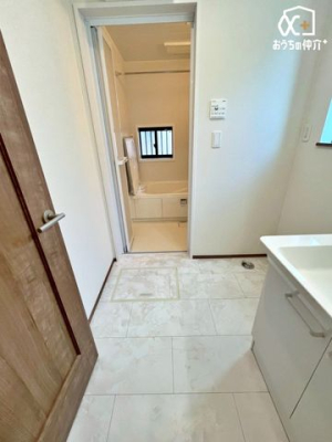 ���ʑ�E���ʏ� ���邭�������̂���E�ߎ��́A�Ƒ��݂�Ȃ��g���₷����Ƃ�̃X�y�[�X�B���󕨂̎d�����⒅�ւ����X���[�Y�ɂł��A�����̉Ǝ��������K�ɂȂ�܂��B