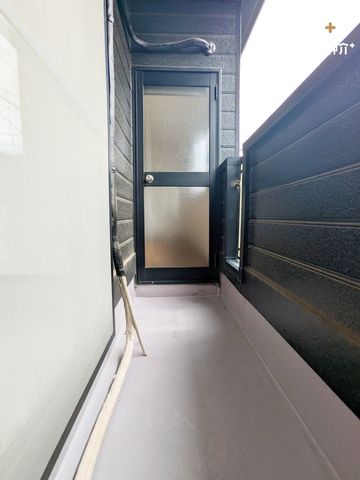 oRj[ z̗ǂoRj[̗lqłB