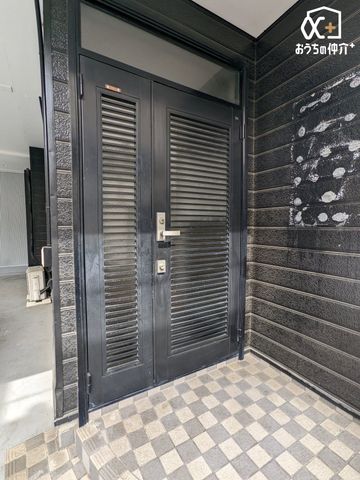  O猩ւ܂̗lqłB񌻒nɑ^łB