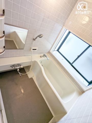  oX[ŃbNXoX^CBoX^uɂĊȂSƑ̂tbVB̔Ă鐴̂oX[B