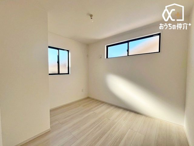 ���̑� 2�������玩�R������荞�ށA�J�������ӂ��m���B�Ƌ�z�u�����₷���A�v���C�x�[�g��Ԃ����K�ɉ��o���܂��B