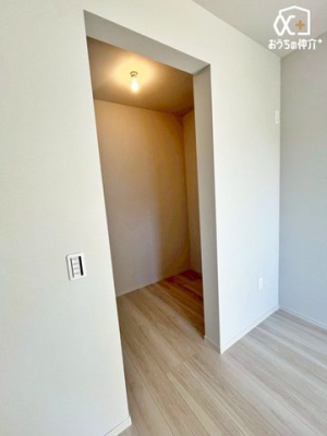 ���[ ����݂��Ȃ��I�[�v���^�C�v�̃E�H�[�N�C���N���[�[�b�g�B�o�����ꂪ���₷���A��Ԃ��L������������[�ł��B