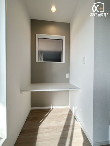 ���̑����� ���r���O�̃J�E���^�[