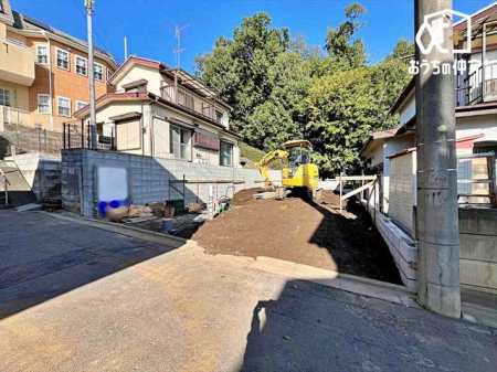 nOώʐ^ ՐÂȏZnŎqĉƑɃsb^B̂UKȗ΂Ɍb܂ꂽGAŁARɕ܂ꂽ₩ȕ炵邽߂́AƂ肠ZĂ܂B