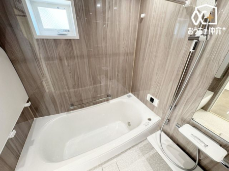  oX[ŃbNXoX^CBoX^uɂĊȂSƑ̂tbVB̔Ă鐴̂oX[B