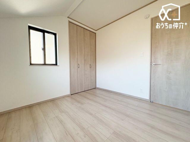 q qɃIXXȗm̗lqłBoRj[ɖʂĂ邽߁AC₷qB