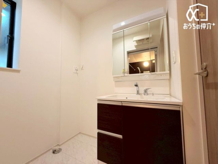 ʑEʏ `Wash room`Oʋ^Cv̐ʉϑłB̗oɂ[ł̂ŃX^CbVȋԂۂĂ܂I