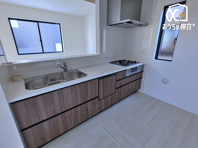 �L�b�`�� �l�C�̑Ζʃ^�C�v�̃L�b�`���I�z�V�����₷���H���̏������Еt�����͂��ǂ�܂��B���������Ȃ��烊�r���O�����n���A���q�l���V�ԗl�q�������Ȃ���̂�������A�h���������ƃA�h�o�C�X���ł��܂���