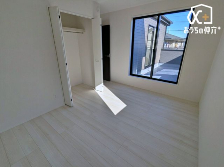 ���̑����� ���C�ɓ���̉Ƌ��Ɠd��z�u���āA����������̔��������Ԃɂ��������߂ł��ˁB�V����������ԂŁA���Ȃ��D�݂̑f�G�ȉ��o���o�������ł��I