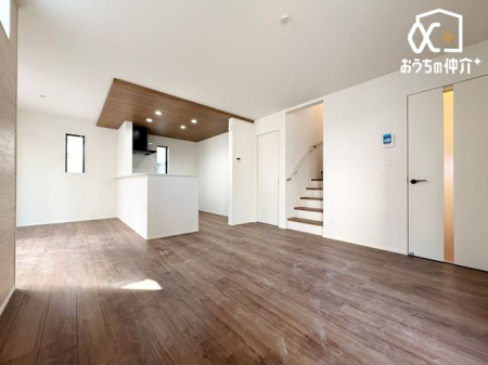 rO ƑRƏW܂16rO̗lqłB \t@[e[uuĂƂ̂LXƂrOłB