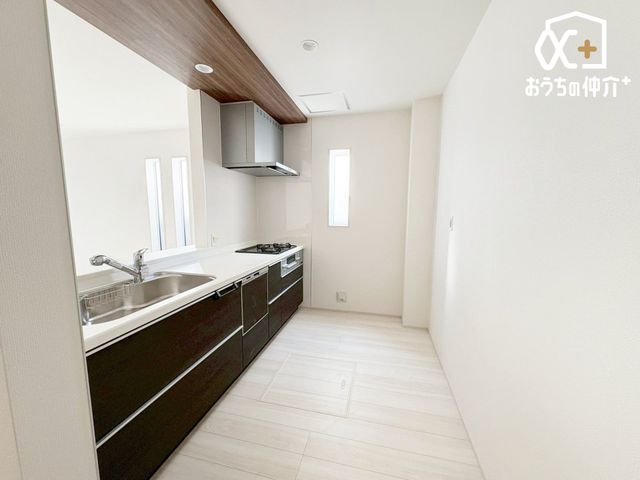 Lb` y֐̍Ǝz3RƃOtł̕L܂B@YɂȂ邨ȒPLb`pl_BLb`A_CjOʏւ̓ZAƎAbvI