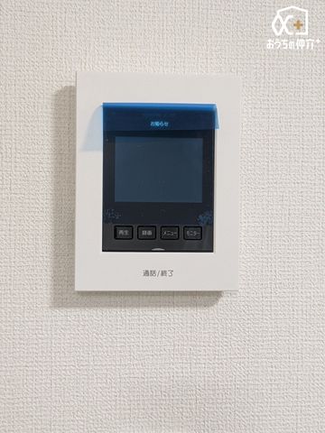 ̑ hƖʂłSTVj^[tC^[złB