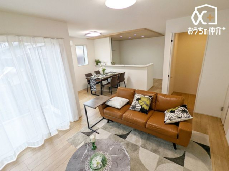 rO PUrO̗lqłB ƂrÓAe[u\t@uĂ]T̂郊rOłB