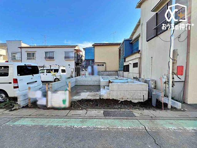 ̑ ՐÂȏZnŎqĉƑɃsb^B̂UKȗ΂Ɍb܂ꂽGAŁARɕ܂ꂽ₩ȕ炵邽߂́AƂ肠ZĂ܂B