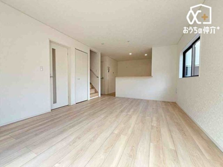 rO Ƒ݂Ȃu₩Ɍ₩ɉ߂悤ɁAD荞񂾃rO_CjOB㎿ȉɕ܂AKŉ₩ȃvCx[gԂłB