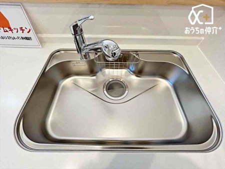 Lb` LXƂVN̗lqłB􂢕VŃA̐􂢕yĂ܂B