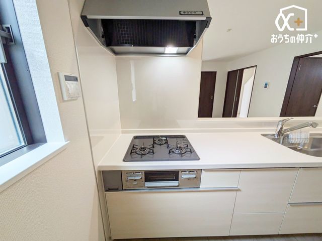 Lb` `Kitchen`gLb`炱AH̏yԂɁAZłX[YɖʂȂƂłAȒPɂłȂǁAyLb`Xy[XɎdグ܂B