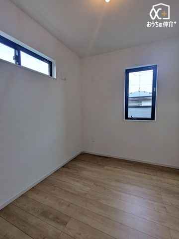 q qƂĂ\ȍL邨łBƑẌ炬̋ԂmۂłAvCx[gȃxbh[͕炷̊őグ̂łB