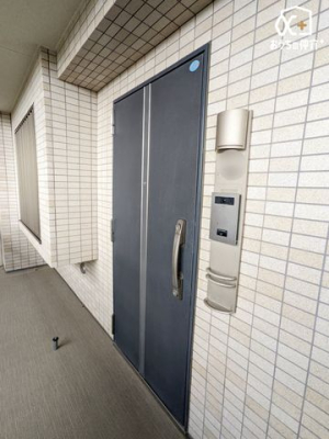  O猩ւ܂̗lqłB񌻒nɑ^łB