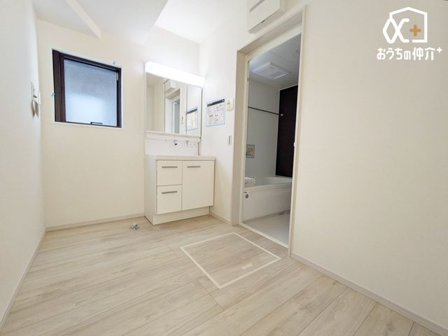 ʑEʏ `Wash room`傫Ȑʁ@Ƒ݂ȂgʎBZɂ͎g₷ʂŁAXeLȈ̃X^[g܂傤B