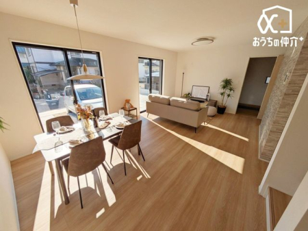 ���r���O -