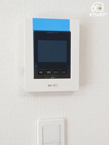 ̑ hƖʂłSTVj^[tC^[złB