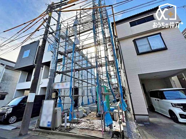 nOώʐ^ ՐÂȏZnŎqĉƑɃsb^B̂UKȗ΂Ɍb܂ꂽGAŁARɕ܂ꂽ₩ȕ炵邽߂́AƂ肠ZĂ܂B