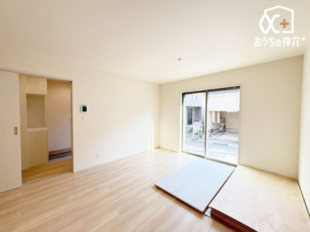 rO Ƒ݂Ȃu₩Ɍ₩ɉ߂悤ɁAD荞񂾃rO_CjOB㎿ȉɕ܂AKŉ₩ȃvCx[gԂłB