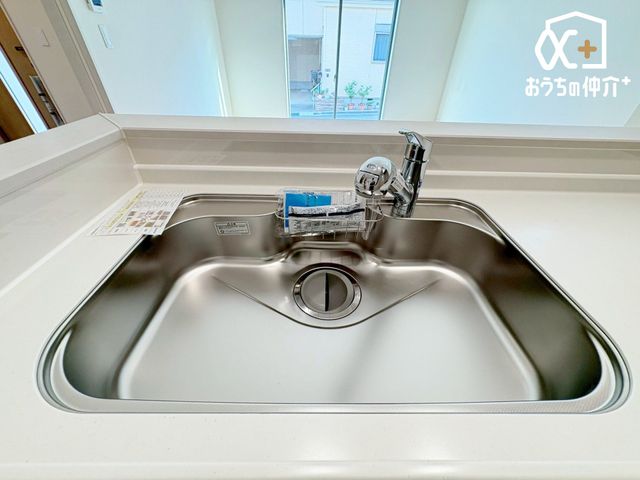 Lb` LXƂVN̗lqłB􂢕VŃA̐􂢕yĂ܂B