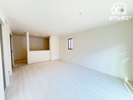 rO Ƒ݂Ȃu₩Ɍ₩ɉ߂悤ɁAD荞񂾃rO_CjOB㎿ȉɕ܂AKŉ₩ȃvCx[gԂłB