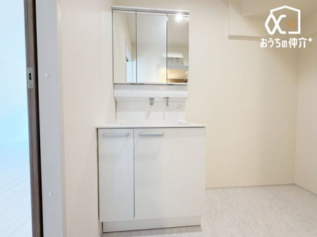 ʑEʏ Oʋ^Cv̐ʉϑłBOʋ^Cv̐ʉϑ͎g肪ǂAׂ[ł܂B[IXbLЕtʏłB