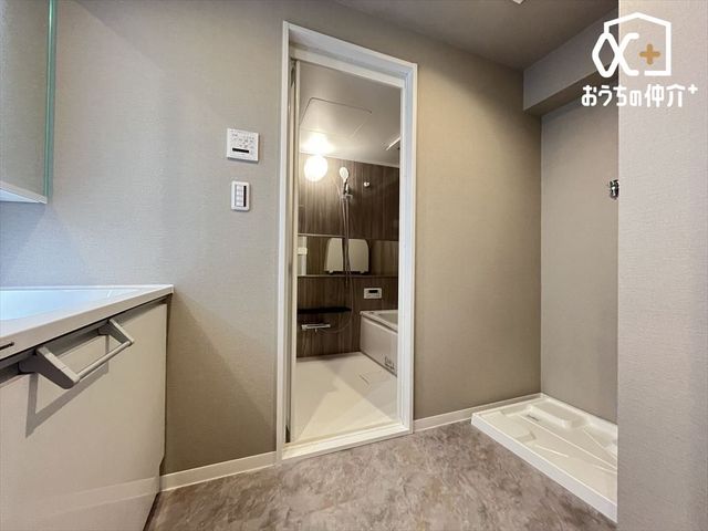 ʑEʏ ̂Ƒ݂ȂgʎBZɂ͎g₷ʂŁAXeLȈ̃X^[g܂傤B