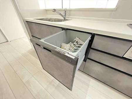 Lb` rgCH@tVXeLb`BŐVݔŒԂKłB