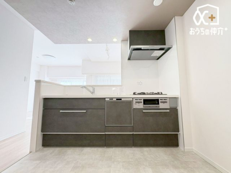 Lb` ƑƉby߂Lb`łB΂ɂ邩AbRƂ݂͂܂B܂ArO̗lq킩̂ňSčƂɏWł܂ˁB