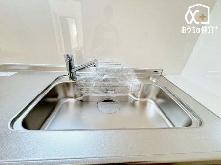 Lb` LXƂVN̗lqłB􂢕VŃA̐􂢕yĂ܂B