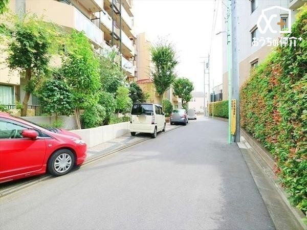 ̑ Ԓʂ̏ȂBԂ̏oĂłAƂłBnɂĐm߂B