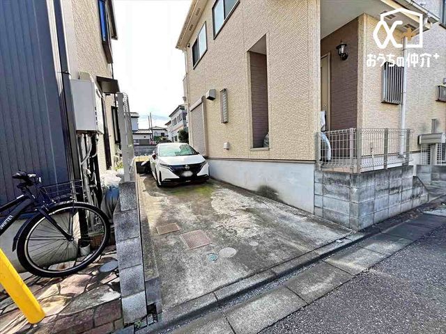  ԏ͏c2䒓ԉ\łBԒʂ͏ȂAԂ̏oĂłƂłB