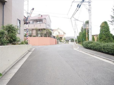 ̑ uvuÂȁvX݂̂ߑȂÂтƕ点܂B܂AXŜŖhƑ΍ɐϋɓIȏZXAqǂƈꏏɏZłeɂƂĂArISďZ݂₷ZXƂȂ܂