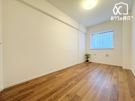 �q������ -