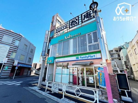 ӊ t@~[}[g wX k9Bwɂ܂BdAɃTTƊƂ낪łˁB 650m