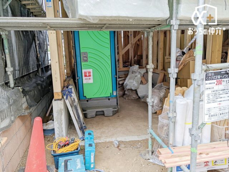  O猩ւ܂̗lqłB񌻒nɑ^łB