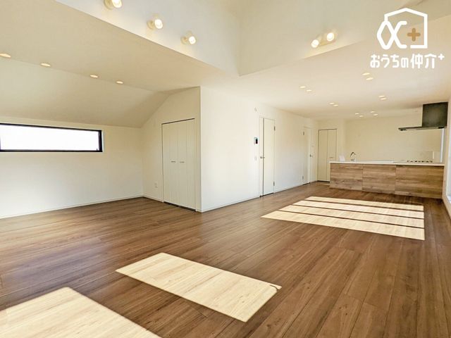 rO ̑傫ȑ炽Ղzޖ邢LXƂrOBƑc⃊bNX^CɍœKȊJӂԂłB